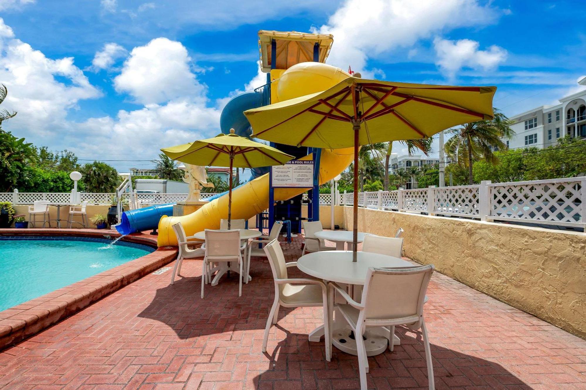 Comfort Inn Oceanside Дирфилд Бич Экстерьер фото