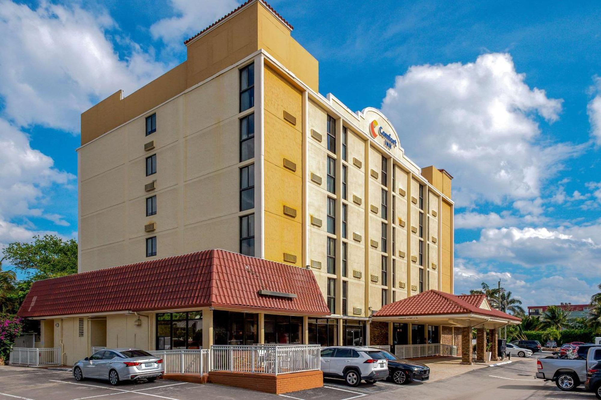 Comfort Inn Oceanside Дирфилд Бич Экстерьер фото